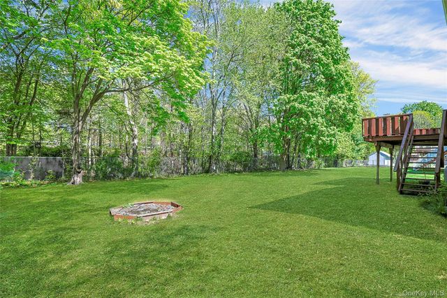 48 Lake Nanuet Drive, Nanuet, NY 10954