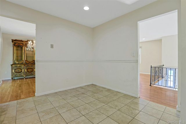 48 Lake Nanuet Drive, Nanuet, NY 10954