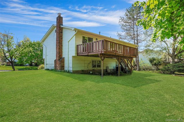 48 Lake Nanuet Drive, Nanuet, NY 10954