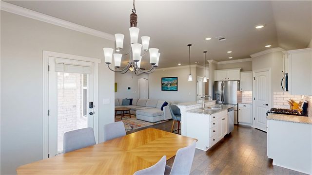 4394 W Barhem Drive, Fayetteville, AR 72704