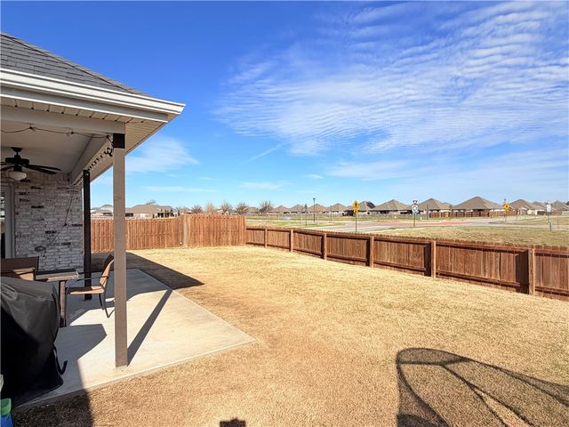 4394 W Barhem Drive, Fayetteville, AR 72704