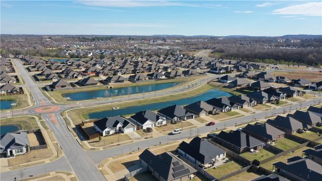 4394 W Barhem Drive, Fayetteville, AR 72704