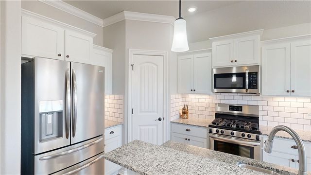 4394 W Barhem Drive, Fayetteville, AR 72704