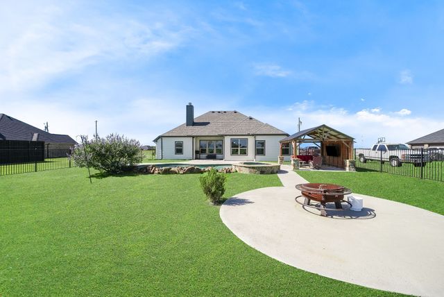 2423 County Road 2710, Caddo Mills, TX 75135