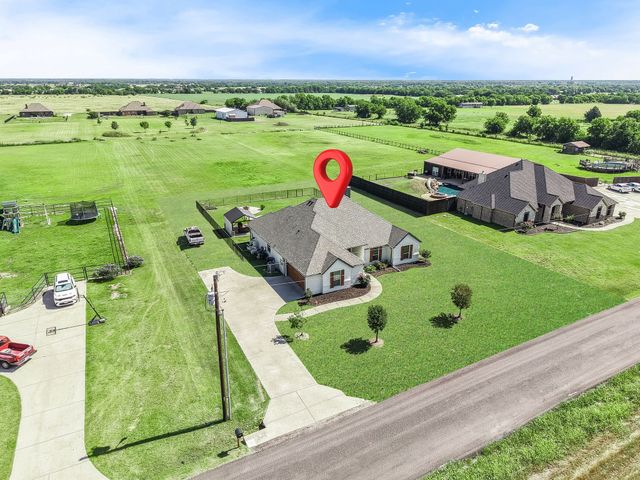 2423 County Road 2710, Caddo Mills, TX 75135