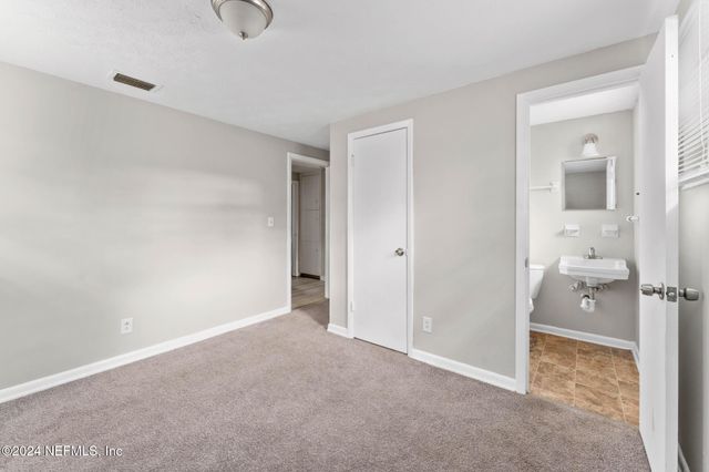 325 TOCCOA RD Road, Orange Park, FL 32073