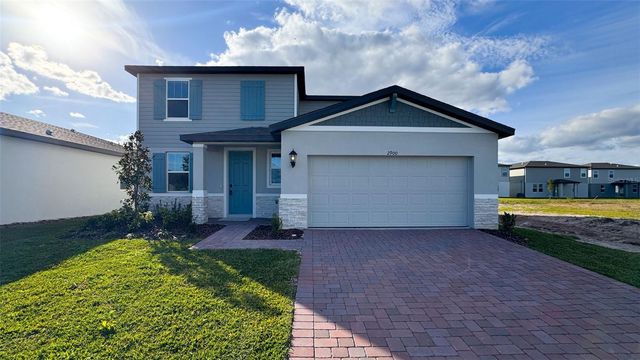 2900 WILD OLIVE DRIVE, St Cloud, FL 34772