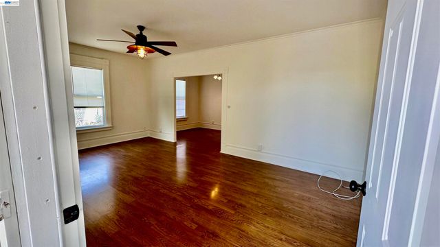 819 W 3rd St, Antioch, CA 94509