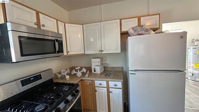 819 W 3rd St, Antioch, CA 94509