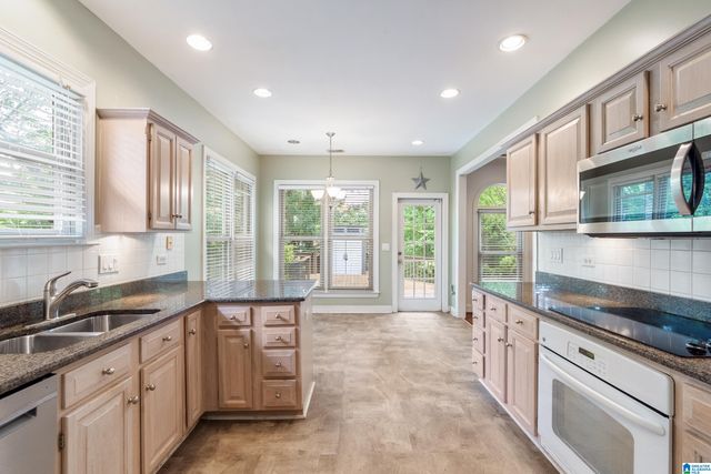 2241 STERLING RIDGE CIRCLE, Vestavia Hills, AL 35216