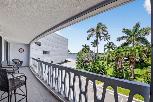 2505 S Ocean Boulevard 305, Palm Beach, FL 33480