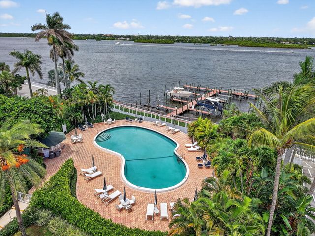 2505 S Ocean Boulevard 305, Palm Beach, FL 33480