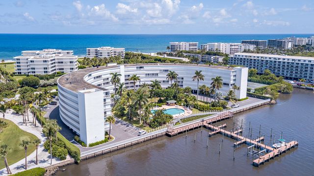 2505 S Ocean Boulevard 305, Palm Beach, FL 33480