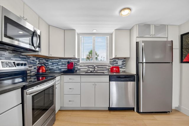 2505 S Ocean Boulevard 305, Palm Beach, FL 33480