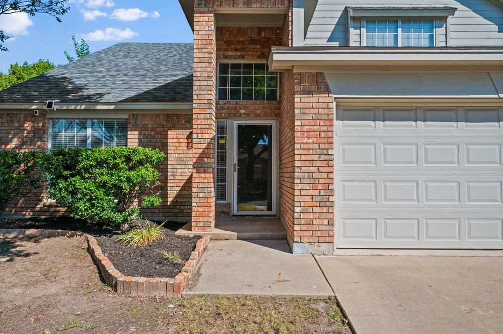 5016 Mill Creek Trail, Fort Worth, TX 76179 — photo 2
