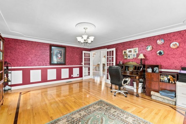10 Edna Cir, Freetown, MA 02717