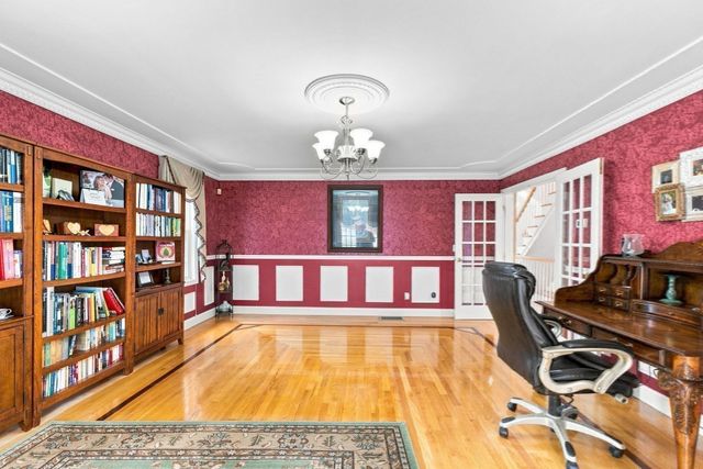10 Edna Cir, Freetown, MA 02717