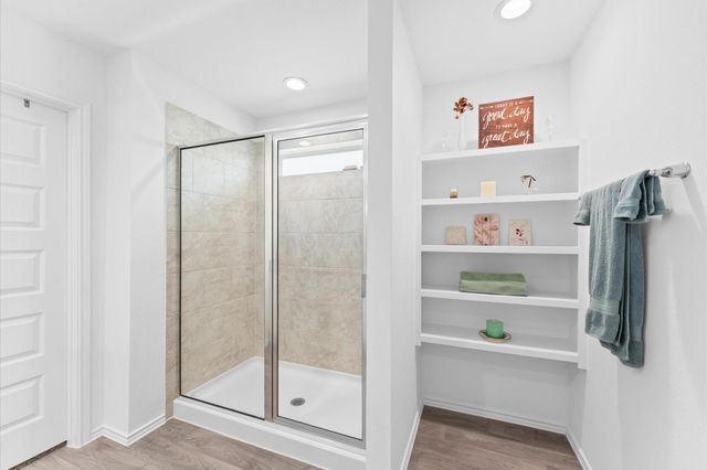 2201 Laurel Bloom Lane, Sealy, TX 77474