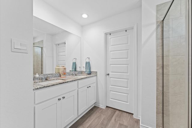 2201 Laurel Bloom Lane, Sealy, TX 77474