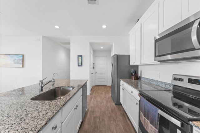 2201 Laurel Bloom Lane, Sealy, TX 77474