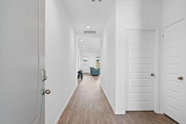 2201 Laurel Bloom Lane, Sealy, TX 77474