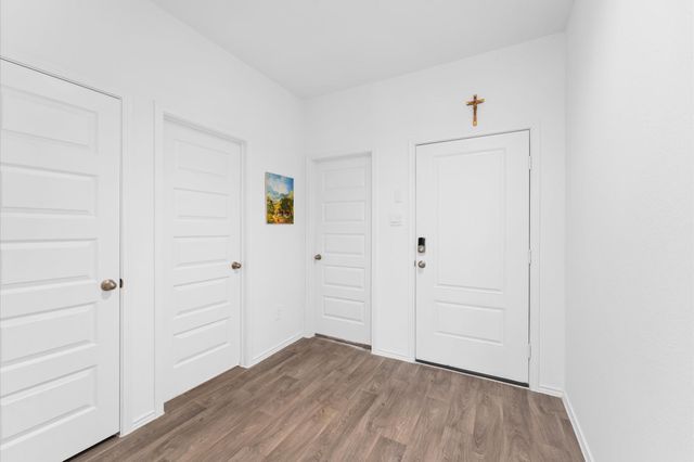 2201 Laurel Bloom Lane, Sealy, TX 77474