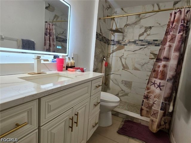 2702 37th ST SW, Lehigh Acres, FL 33976