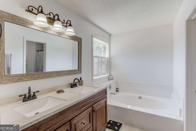 3314 Banks Mountain Drive, Gainesville, GA 30506