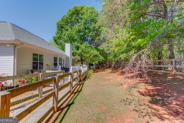 3314 Banks Mountain Drive, Gainesville, GA 30506