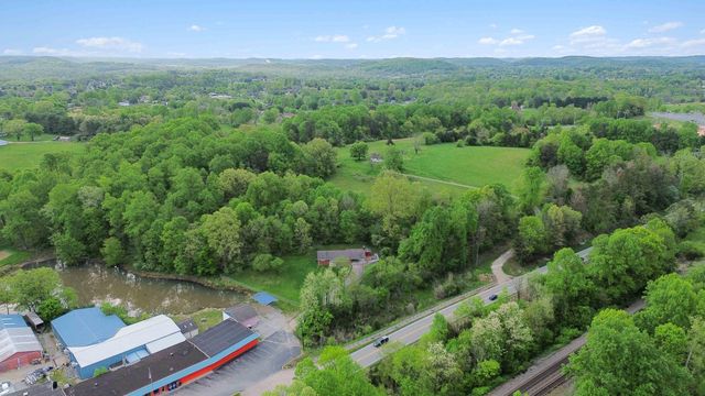 1554 KY 2227, Somerset, KY 42503