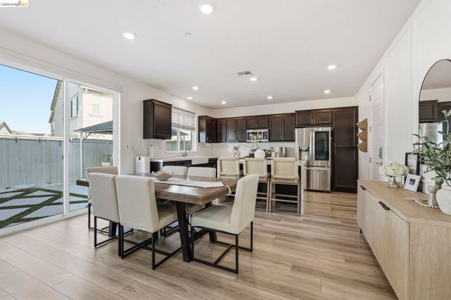 15929 Testarossa St, Lathrop, CA 95330