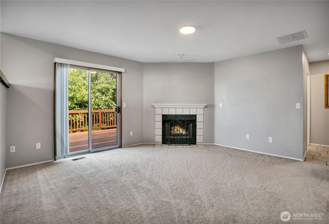 21211 95th Court S, Kent, WA 98031