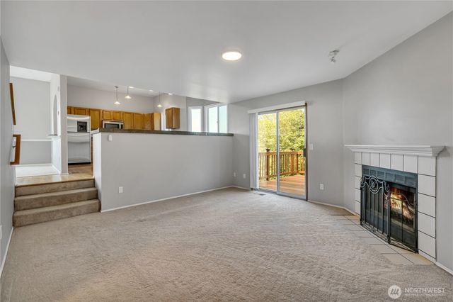 21211 95th Court S, Kent, WA 98031