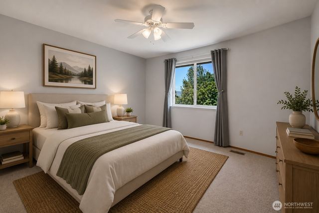 21211 95th Court S, Kent, WA 98031
