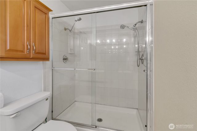 21211 95th Court S, Kent, WA 98031