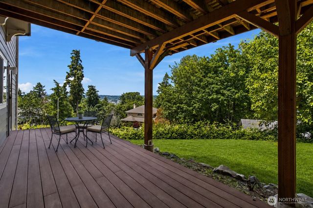 21211 95th Court S, Kent, WA 98031