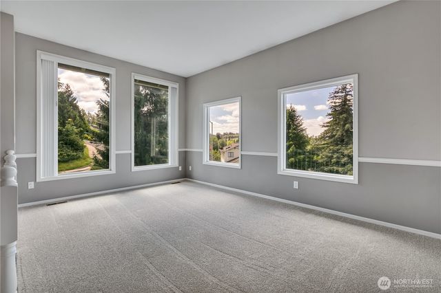 21211 95th Court S, Kent, WA 98031