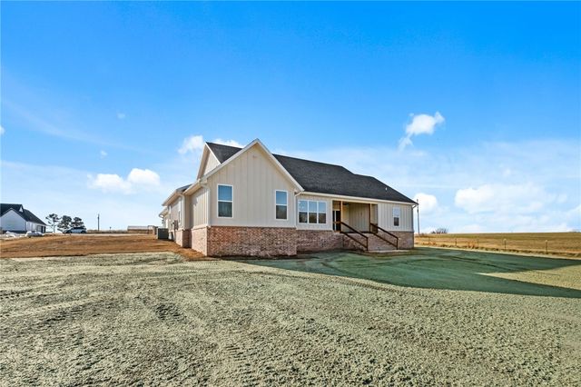 195 Madison 7218, Hindsville, AR 72738