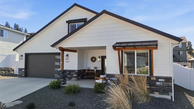 2617 S Vera Crest Dr, Veradale, WA 99037