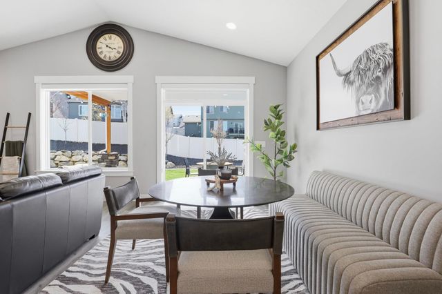 2617 S Vera Crest Dr, Veradale, WA 99037