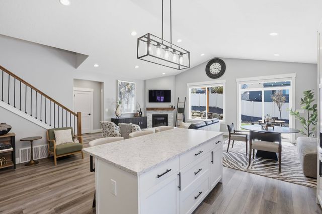 2617 S Vera Crest Dr, Veradale, WA 99037