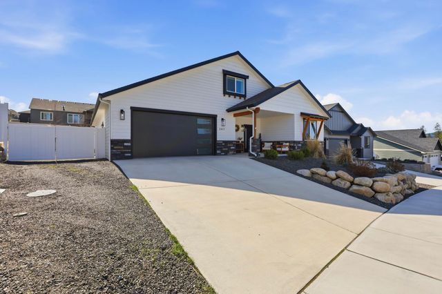 2617 S Vera Crest Dr, Veradale, WA 99037