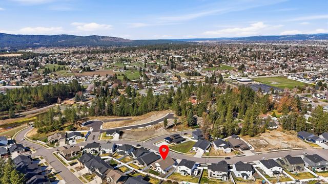 2617 S Vera Crest Dr, Veradale, WA 99037