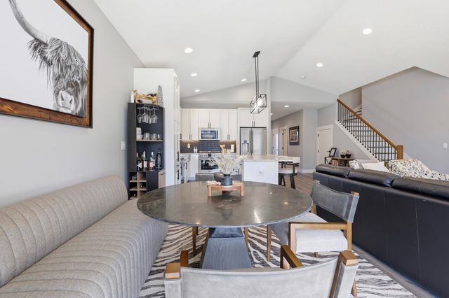 2617 S Vera Crest Dr, Veradale, WA 99037