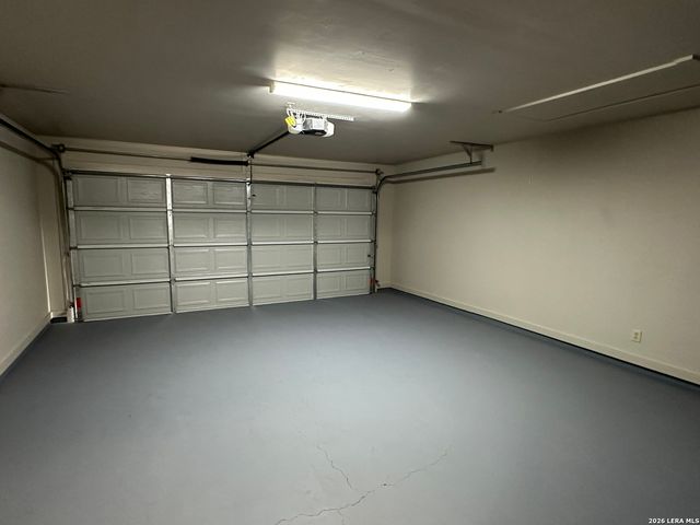 1513 PRESTON DR, Seguin, TX 78155
