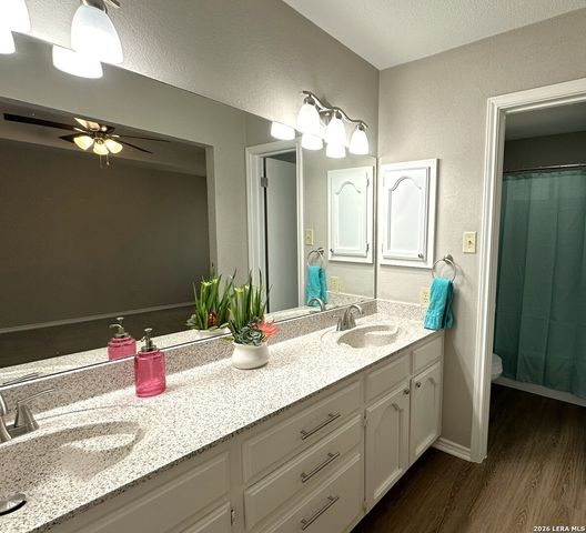 1513 PRESTON DR, Seguin, TX 78155