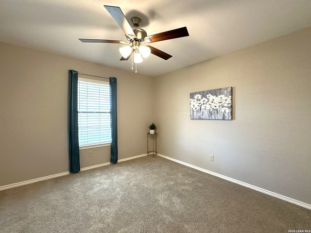 1513 PRESTON DR, Seguin, TX 78155