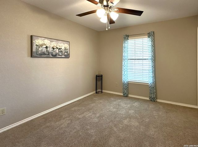 1513 PRESTON DR, Seguin, TX 78155