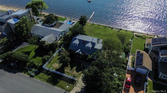 62 Grandview Drive, Shirley, NY 11967