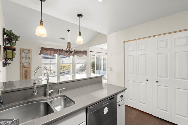 221 Rose Cottage Drive, Woodstock, GA 30189